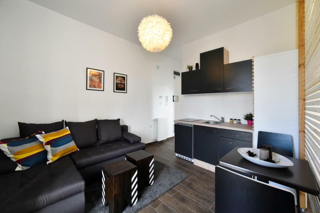 Corner Apartments Savska ซาเกร็บ ภายนอก รูปภาพ