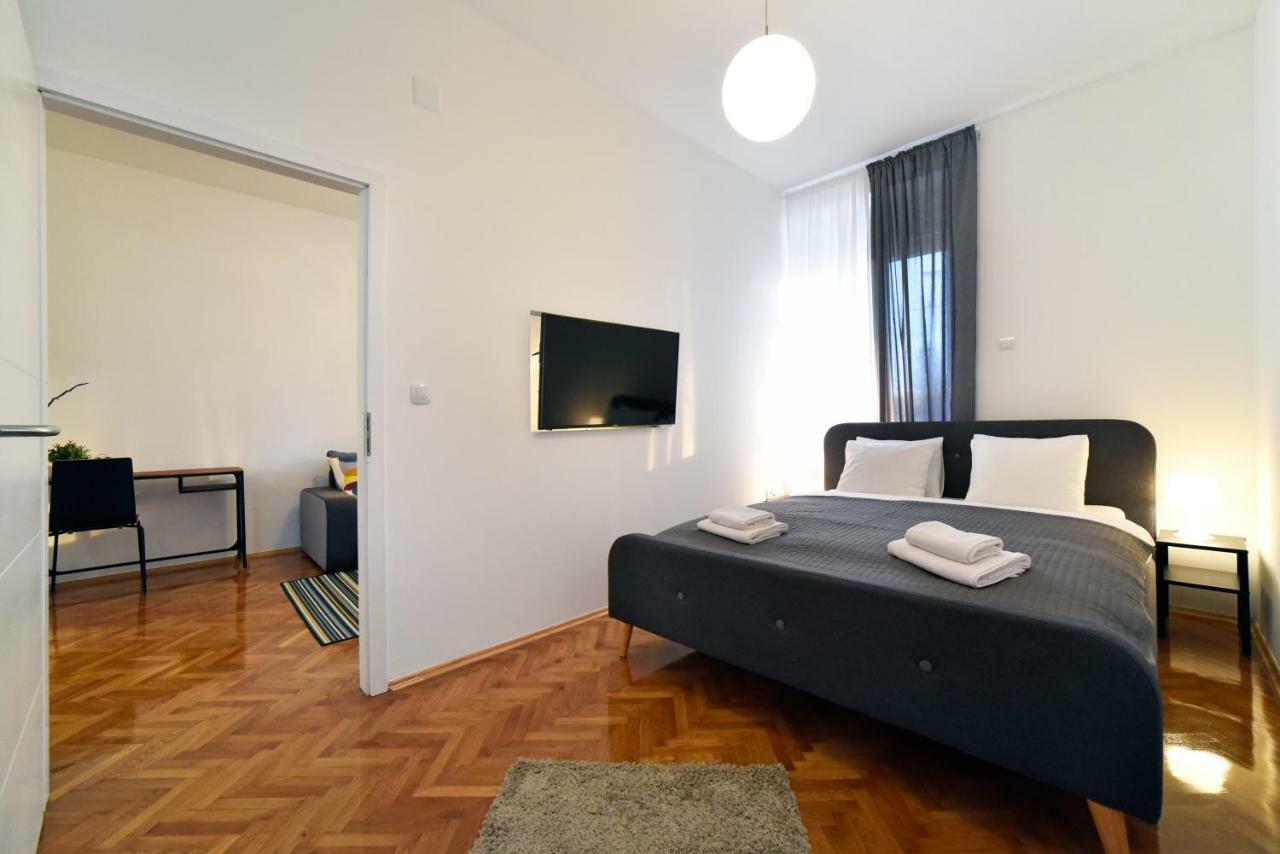 Corner Apartments Savska ซาเกร็บ ภายนอก รูปภาพ