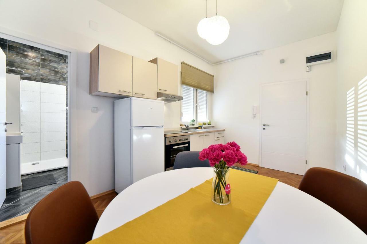 Corner Apartments Savska ซาเกร็บ ภายนอก รูปภาพ